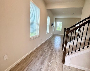 5424 Peaceful Creek Cove - Photo Thumbnail 5