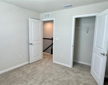 5424 Peaceful Creek Cove - Photo Thumbnail 27