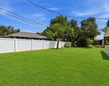 228 Stanford Road - Photo Thumbnail 26