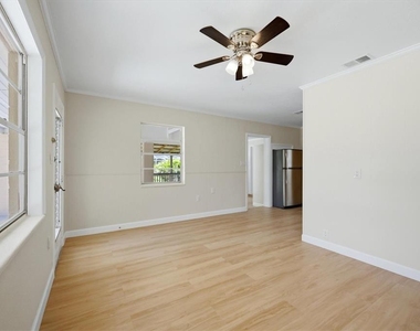 228 Stanford Road - Photo Thumbnail 7