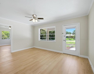 228 Stanford Road - Photo Thumbnail 10