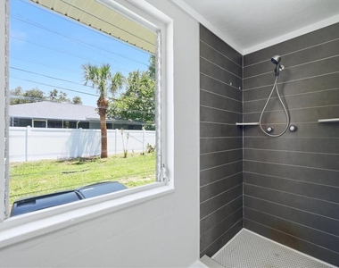 228 Stanford Road - Photo Thumbnail 23