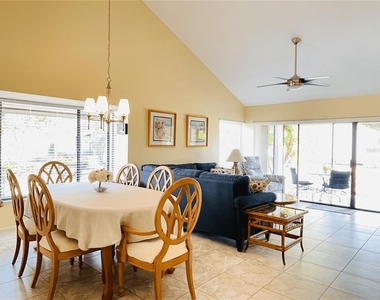 5256 Myrtlewood Road - Photo Thumbnail 6