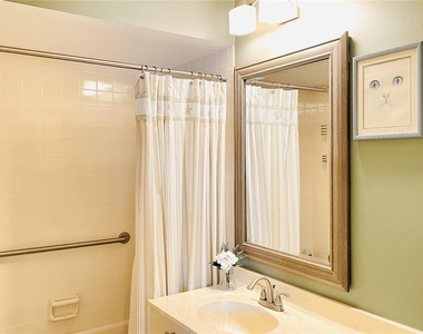 5256 Myrtlewood Road - Photo Thumbnail 20