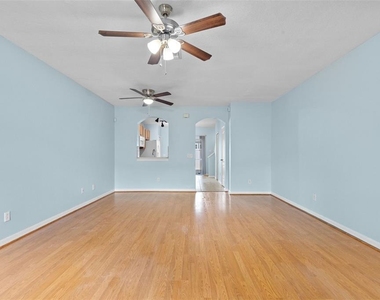 16221 Swan View Circle - Photo Thumbnail 2