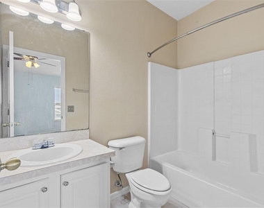 16221 Swan View Circle - Photo Thumbnail 24
