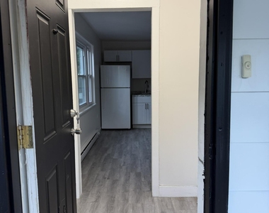 1161 Luzerne Street - Photo Thumbnail 2