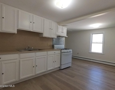 86 Lee Park Avenue - Photo Thumbnail 9