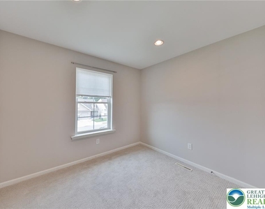 312 Central Park Avenue - Photo Thumbnail 25