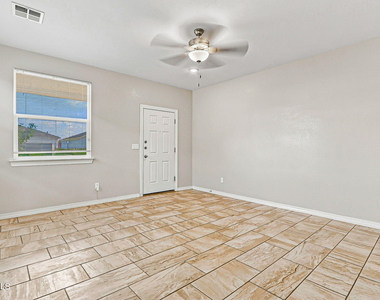 6173 Hidden Passage Avenue - Photo Thumbnail 5
