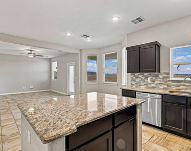 6173 Hidden Passage Avenue - Photo Thumbnail 10