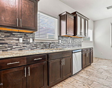 1089 Indigo Sky Street - Photo Thumbnail 15