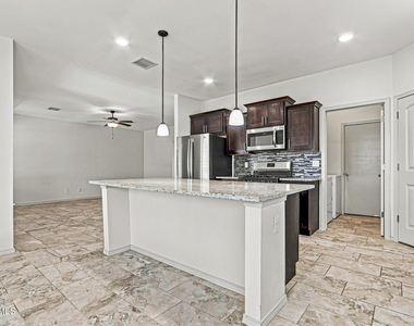 1089 Indigo Sky Street - Photo Thumbnail 12