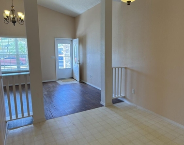 14605 Calla Lily Place - Photo Thumbnail 4