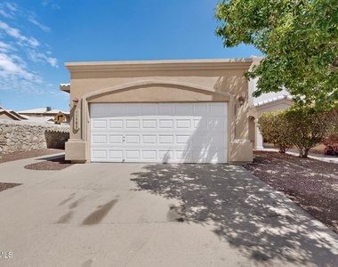 11583 Saint Martin Way - Photo Thumbnail 4