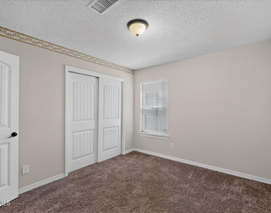 11583 Saint Martin Way - Photo Thumbnail 25