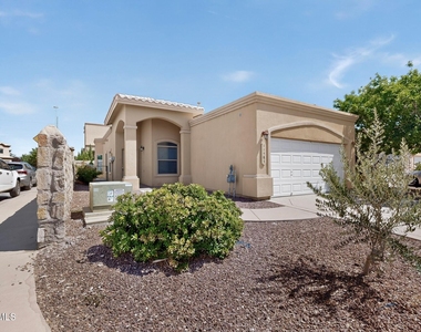 11583 Saint Martin Way - Photo Thumbnail 3