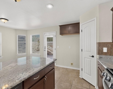11583 Saint Martin Way - Photo Thumbnail 15