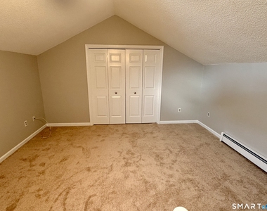 22 Amato Drive - Photo Thumbnail 19