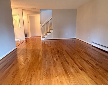 22 Amato Drive - Photo Thumbnail 10