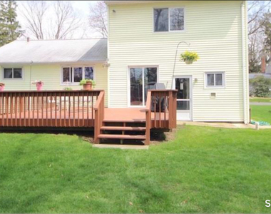 61 Kenilworth Drive - Photo Thumbnail 17
