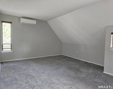83 Mallard Drive - Photo Thumbnail 16