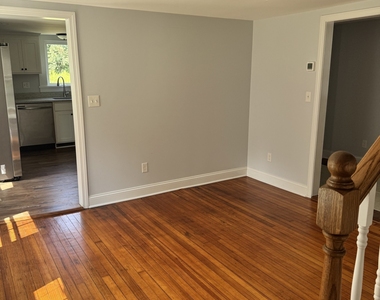 31 Sharon Valley Road - Photo Thumbnail 7
