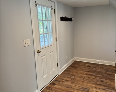 31 Sharon Valley Road - Photo Thumbnail 4