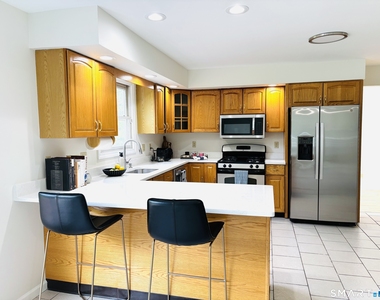 175 Meadows End Road - Photo Thumbnail 32