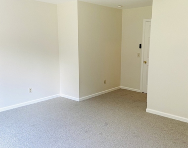 175 Meadows End Road - Photo Thumbnail 17