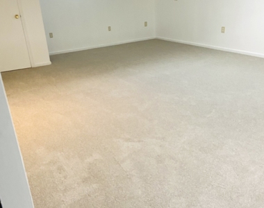 175 Meadows End Road - Photo Thumbnail 27
