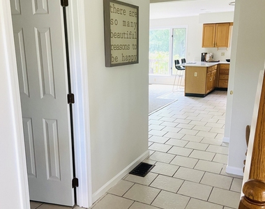 175 Meadows End Road - Photo Thumbnail 10