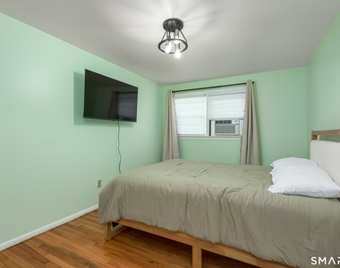 280 Main Street - Photo Thumbnail 14