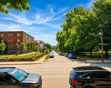 735 N Highland - Photo Thumbnail 24