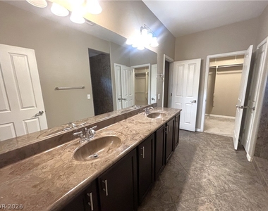 5704 Shadow Bend Drive - Photo Thumbnail 13