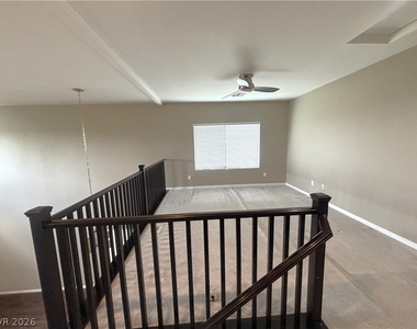 5704 Shadow Bend Drive - Photo Thumbnail 18