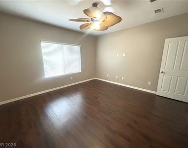 5704 Shadow Bend Drive - Photo Thumbnail 16