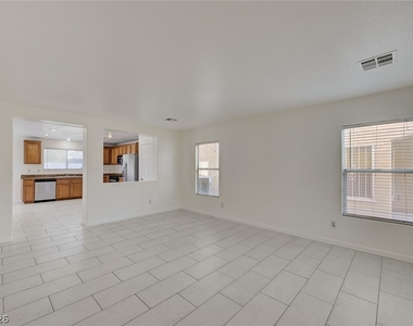5672 Park City Avenue - Photo Thumbnail 1
