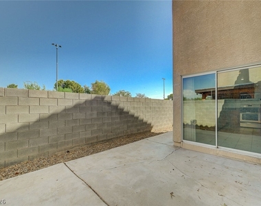 5672 Park City Avenue - Photo Thumbnail 26