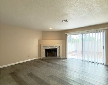 6250 W Flamingo Road - Photo Thumbnail 7