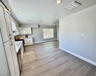 1311 Griffith Avenue - Photo Thumbnail 27