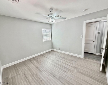1311 Griffith Avenue - Photo Thumbnail 22