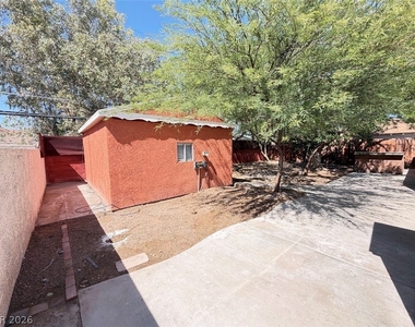 1311 Griffith Avenue - Photo Thumbnail 40