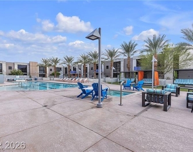 353 E Bonneville Avenue - Photo Thumbnail 6