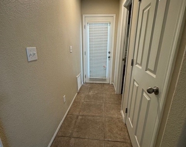 8948 Candice Lee Court - Photo Thumbnail 13