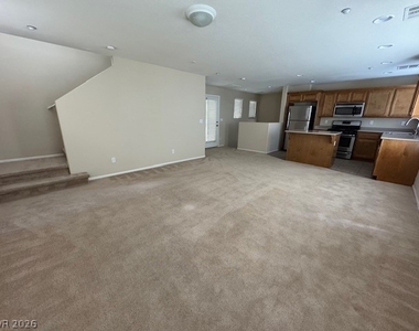 8948 Candice Lee Court - Photo Thumbnail 5