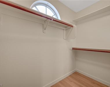 2092 Crowley Way - Photo Thumbnail 6