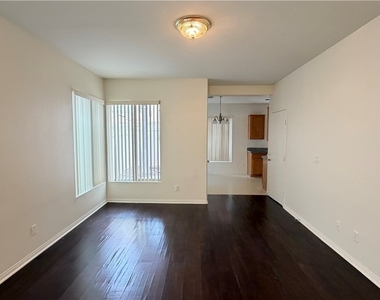 1702 Bamboo Rain Avenue - Photo Thumbnail 2