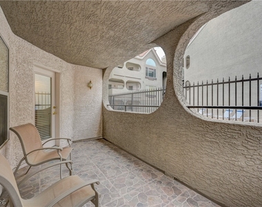 701 Capri Drive - Photo Thumbnail 38
