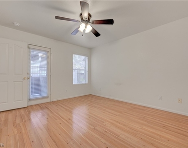 701 Capri Drive - Photo Thumbnail 26